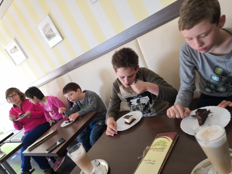 img_20190430_100823.jpg